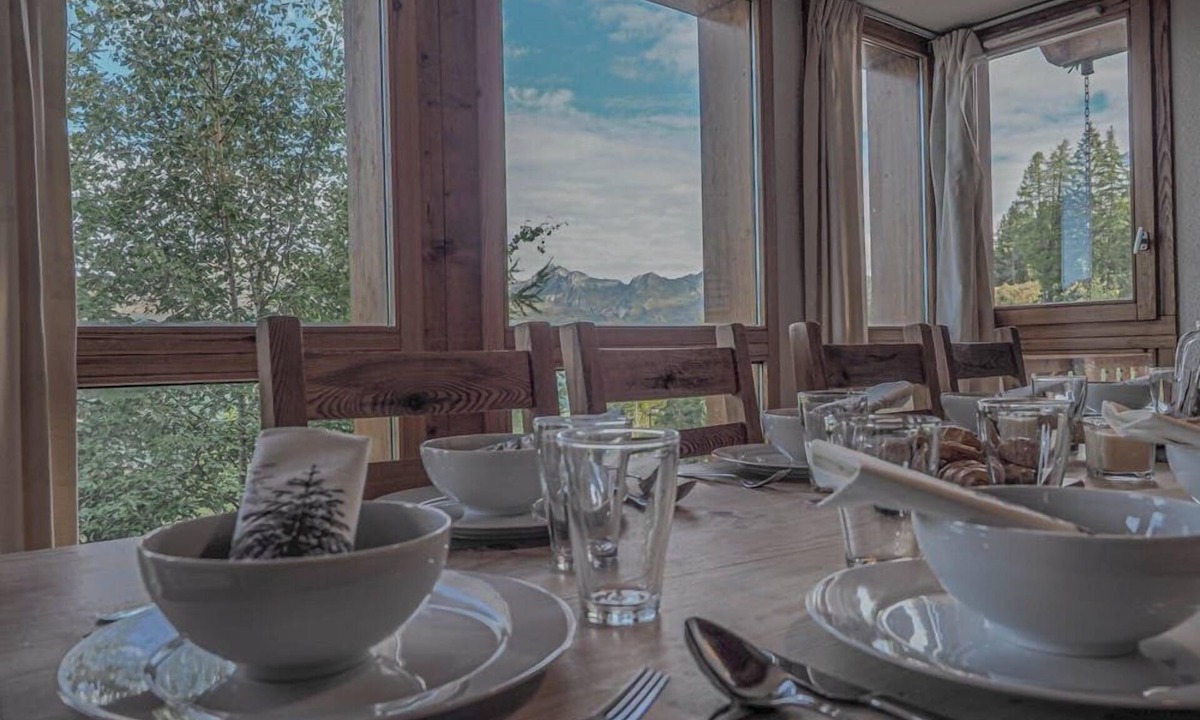 Vallandry Ski Chalet | 14 person detached chalet directly on the piste with stunning views and sauna