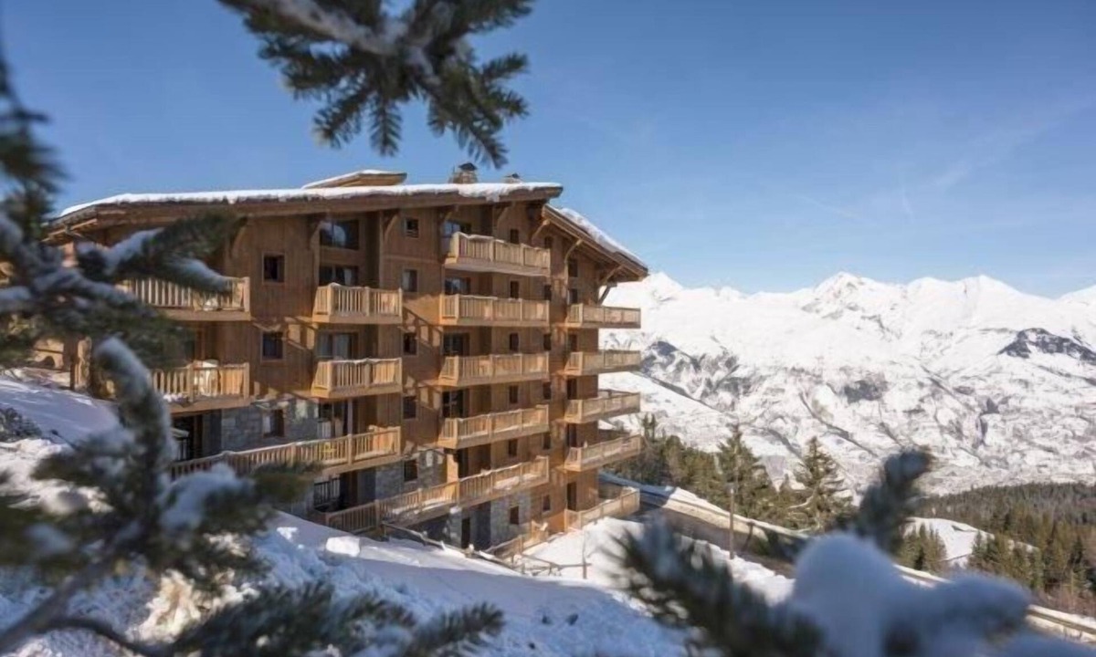 Arc-1800 Apartment | 2nd floor, view mountain, swimming pool, balcony, tv, ski locker, 55m², Les Arcs