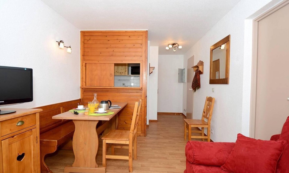 Val-d'Isere Apartment | 300m from resort center, terrace, balcony, tv, ski locker, 22-24m², Val d'Isère