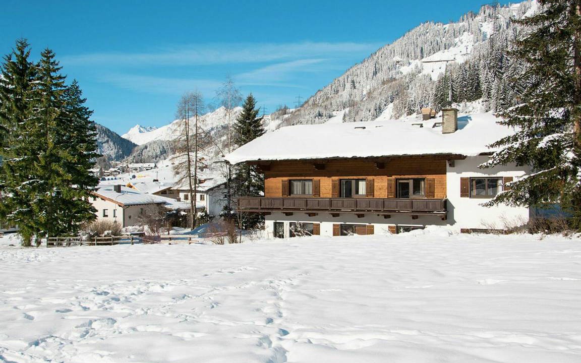 Sankt Anton am Arlberg Apartment | 55 m² Apartment ∙ 1 bedroom ∙ 4 guests