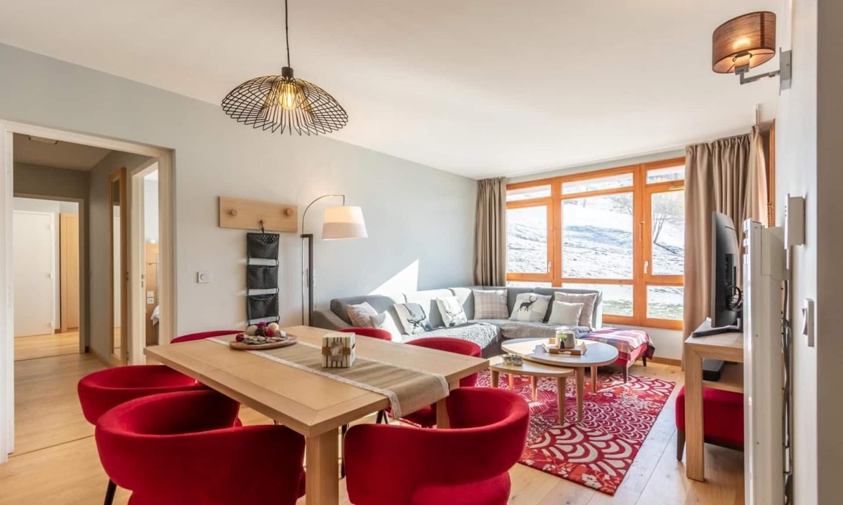 Arc-1800 Apartment | 7th floor, view ski slopes, fitness, swimming pool, sauna, hammam, balcony, tv, ski locker, 78m²