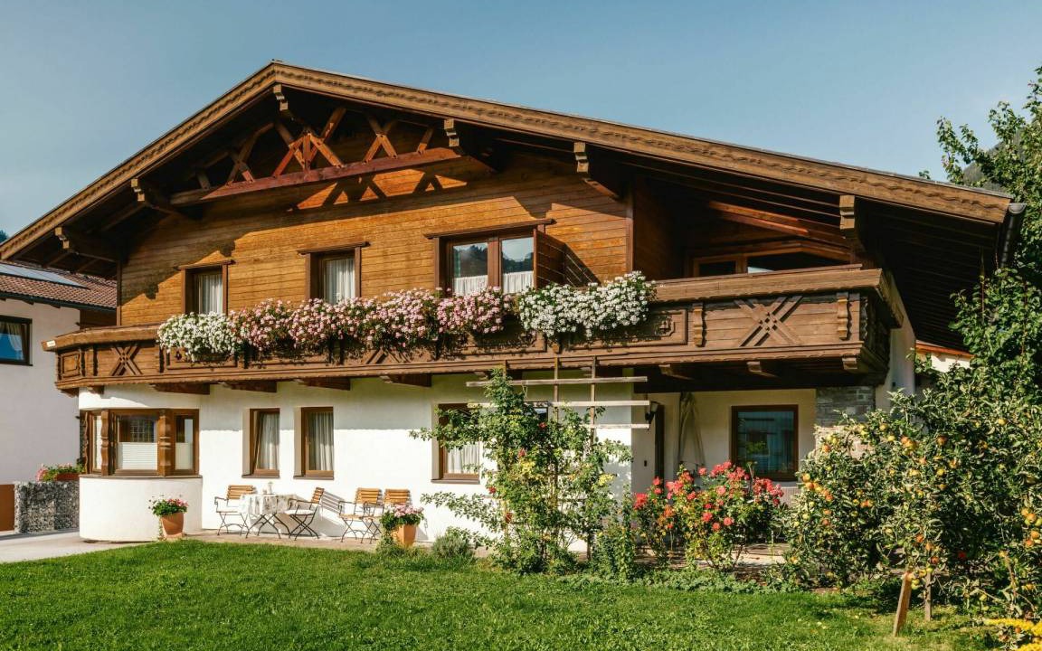 Prutz Apartment | 80 m² Apartment ∙ 3 bedrooms ∙ 7 guests