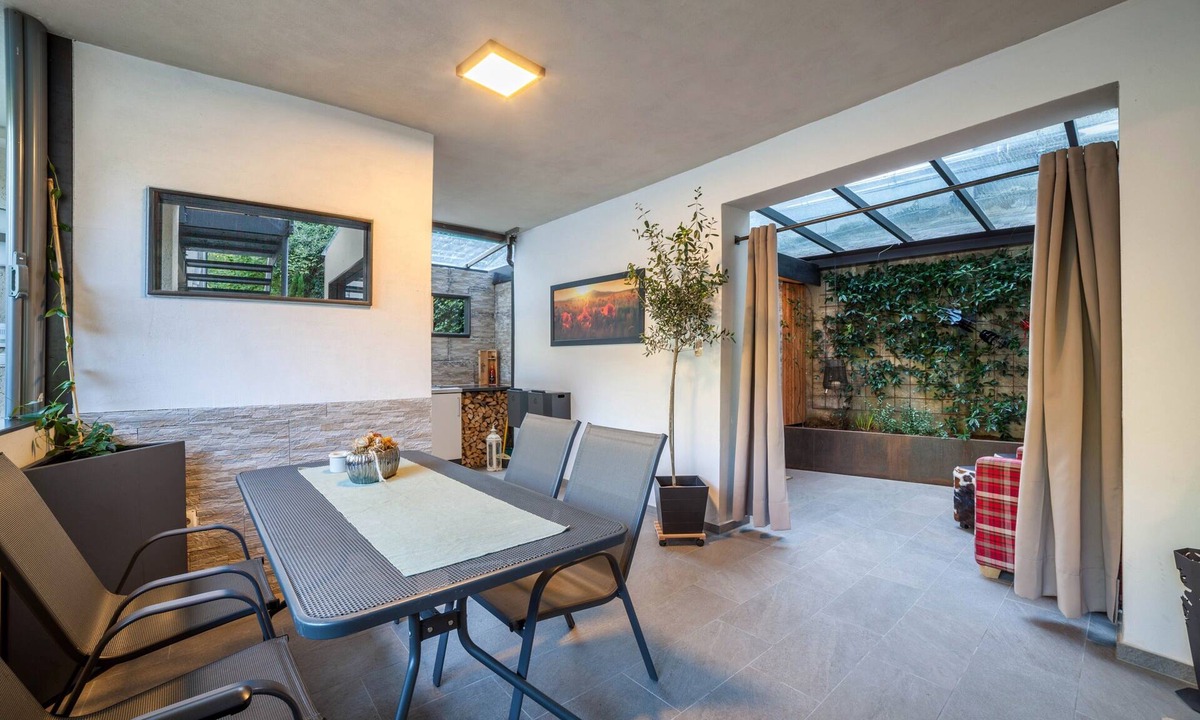 San Leonardo in Passiria Apartment | Apartment 'Holzer's' with Mountain View, Private Terrace and Wi-Fi