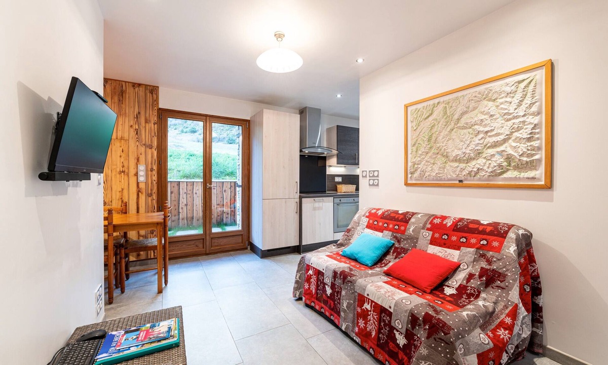 Lanslevillard Apartment | Apartment 'Appartement - Lanslevillard' with Private Terrace and Wi-Fi