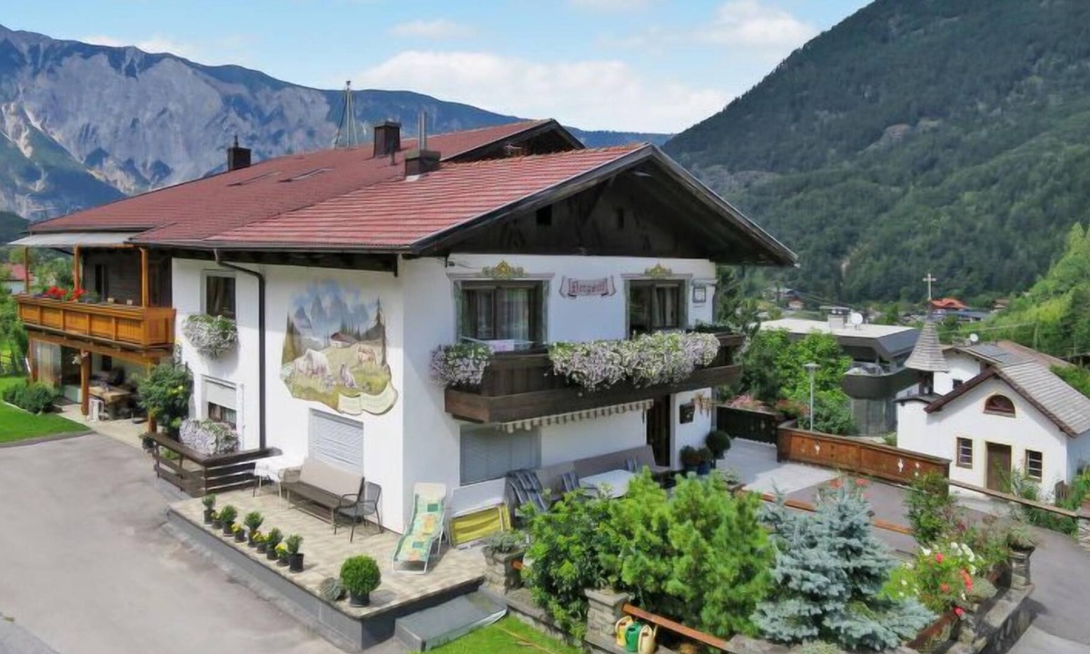 Sautens Apartment | Apartment Bergwelt (OEZ530) in Ötz - 6 persons, 2 bedrooms