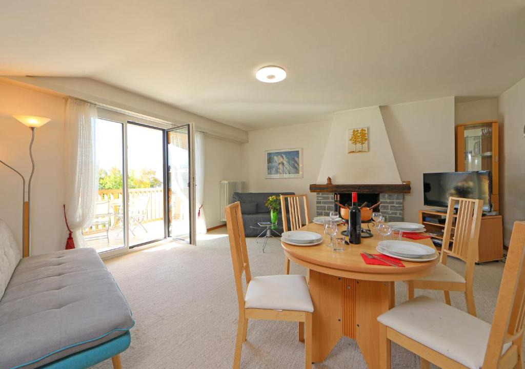 Villars-sur-Ollon Apartment | Apartment Residence du Golf B18 by Interhome