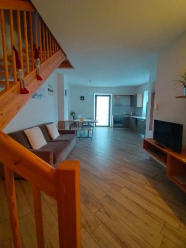 Levico Terme Apartment | Appartamento Morettina con terrazzo