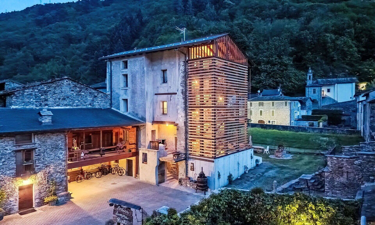 Cosio Valtellino Apartment | Beautiful apartment for 4 people with WIFI, A/C, TV and terrace