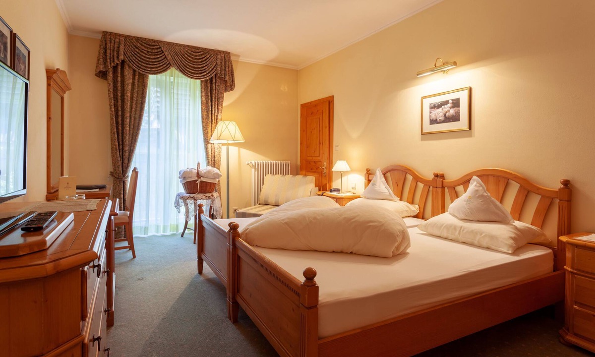 Collalbo Hotel | Bemelmans Post Hotel