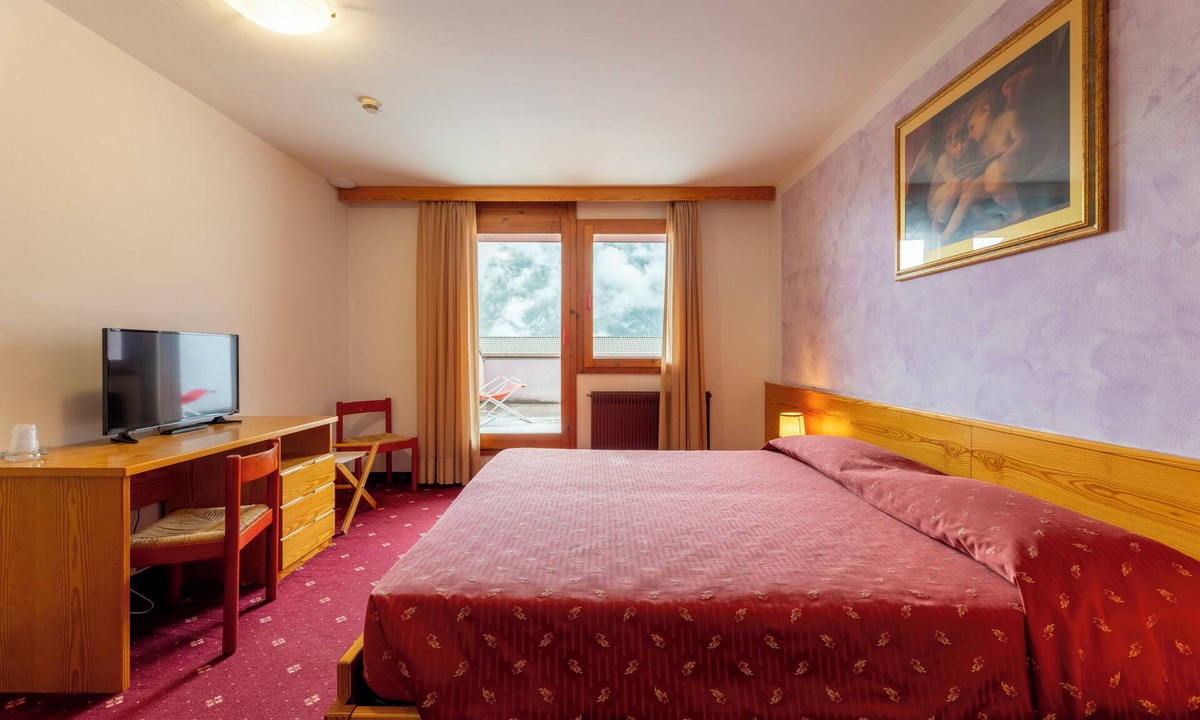 San Lorenzo in Banale Hotel | Beohotel San Lorenzo Dorsino