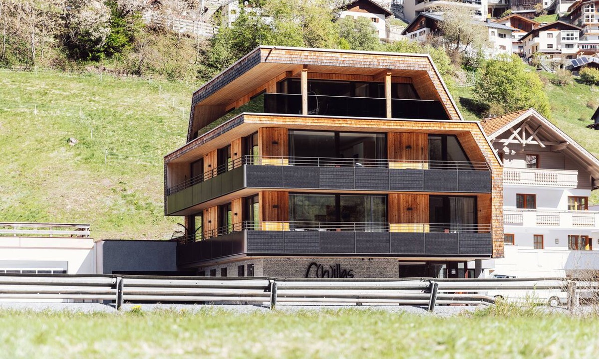 Kappl Apartment | C(h)illas apartments for 4–5 people (2 bedrooms) right next to the mountain lifts
