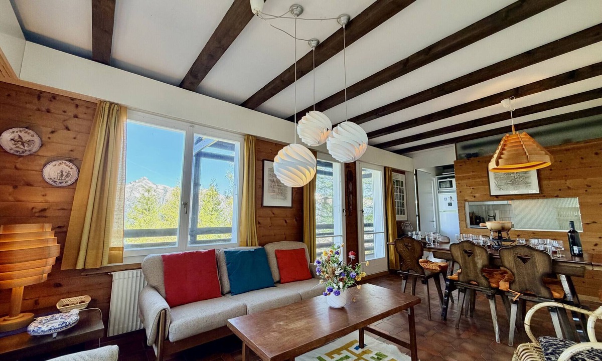 Nendaz Ski Chalet | Cache-Cache MOUNTAIN & QUIET chalet 10 pers