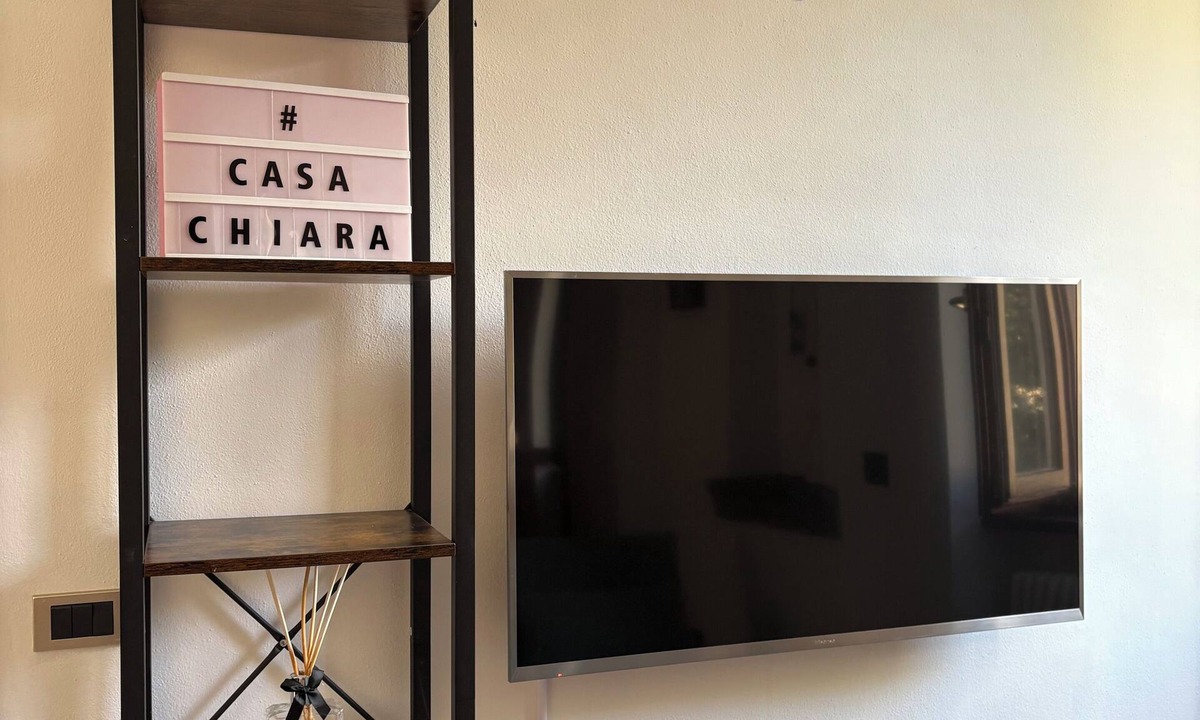 Mandello del Lario House | Casa Chiara - Cozy apartment with mountain and river view