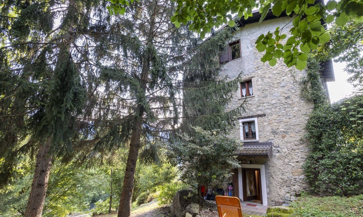 Valtellina Apartment | Casa Orai Mountain View by Interhome