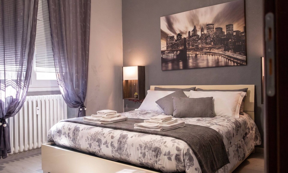 Rozzano House | CasaLinda Rozzano Humanitas FORUM Assag just minutes from streetcar to Piazza Duomo