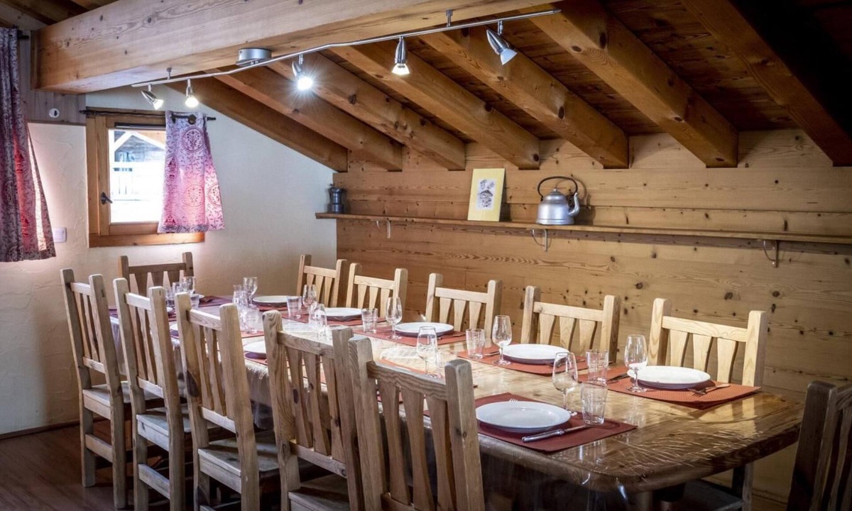 Plagne 1800 Ski Chalet | Chalet, 300m from resort center, 3rd floor, balcony, tv, 167m², La Plagne