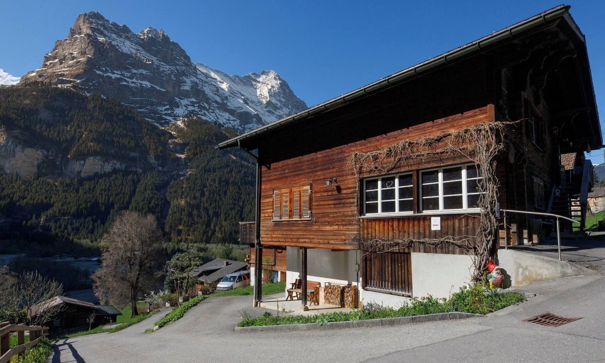 Grindelwald Apartment | Chalet Almisräba by Interhome