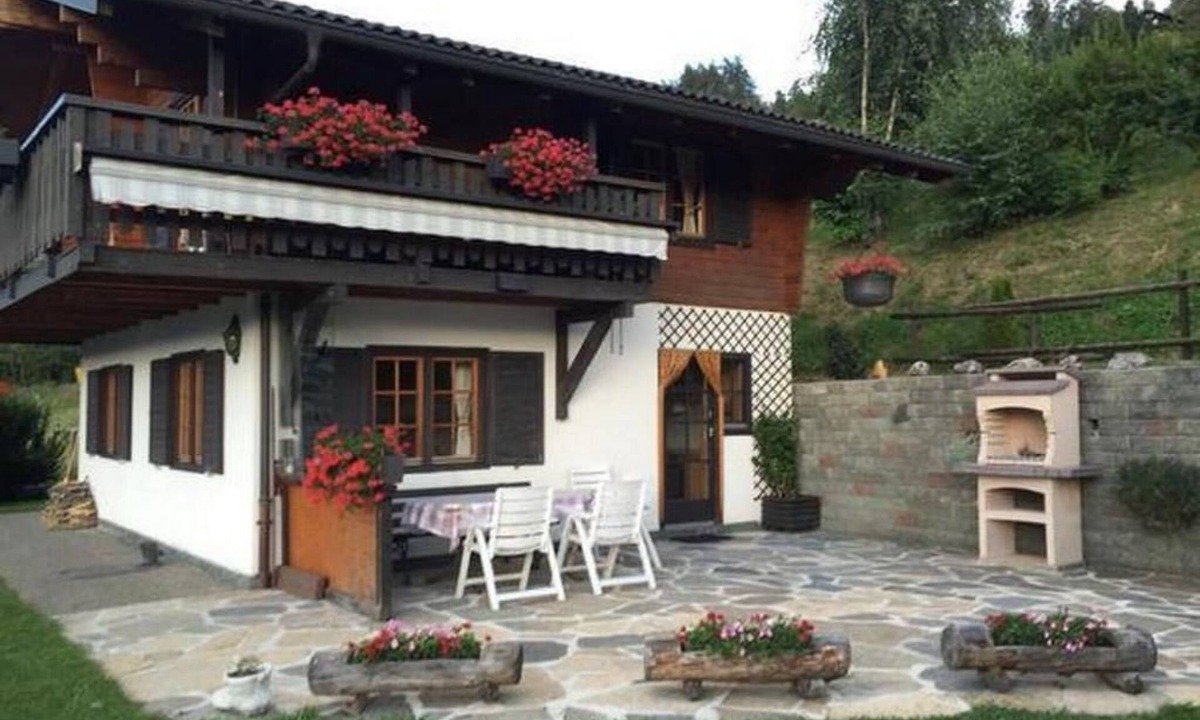 Les Mayens-de-Sion House | Chalet le Verger by Interhome