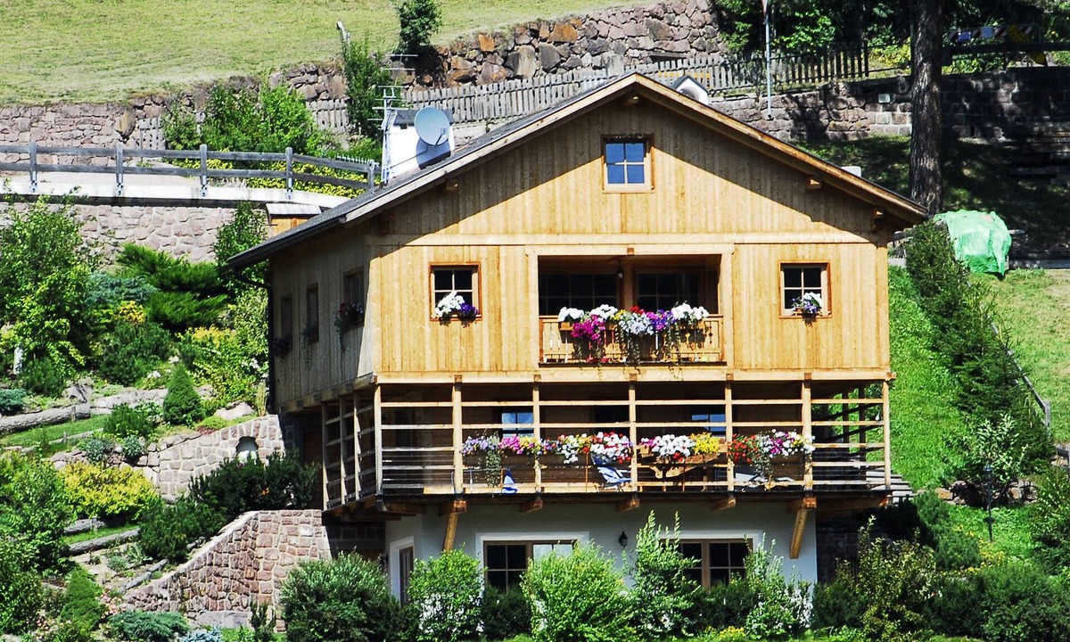 Ortisei Ski Chalet | Chalet with a panoramic view