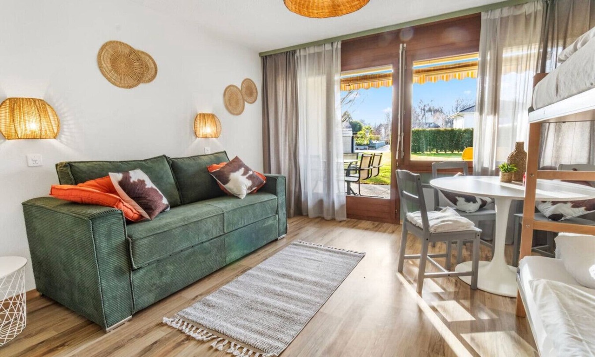 Portalban-Dessous Apartment | Charmante chambre paisible près du lac de Neuchâtel