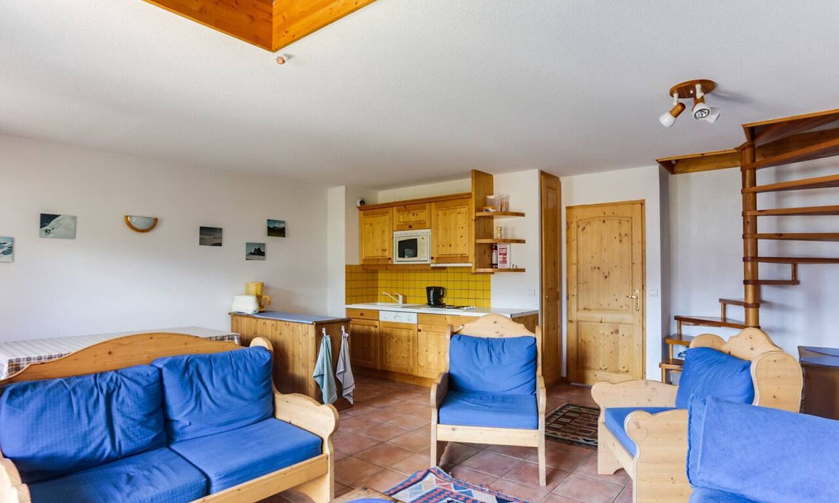 Vallandry Apartment | Charming 4-Room Apartment in Vallandry, Pets Allowed