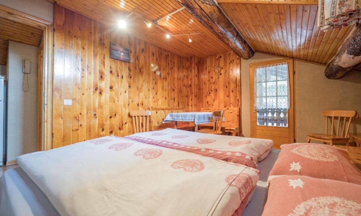 San Rocco Apartment | Comfortable accommodation suitable for groups of friends or large families