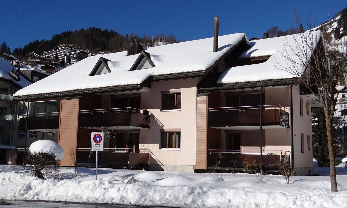 Engelberg Apartment | Cosy apartment for 2 people with WIFI, TV, balcony and pets allowed