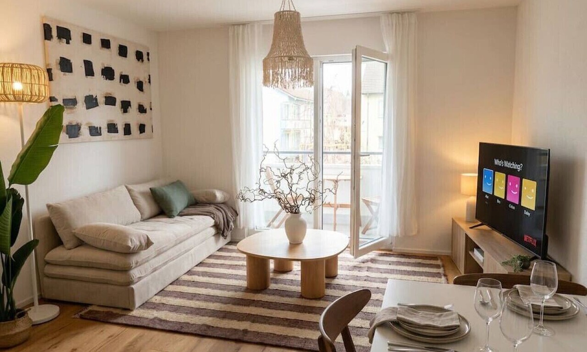 Glattbrugg Apartment | Cozy Apt & Balcony | Near Zurich Airport