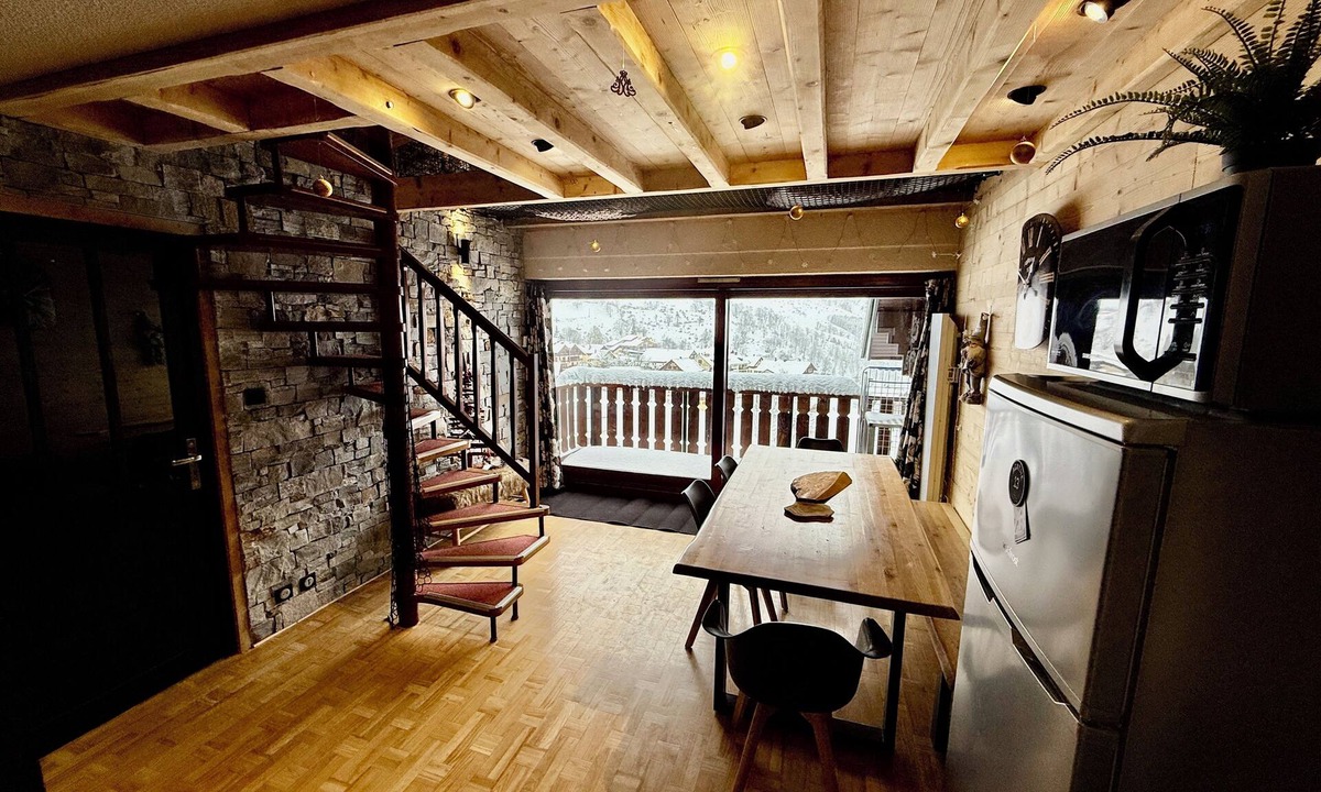 Albiez-Montrond Apartment | Duplex apartment 6 people 400m from the slopes