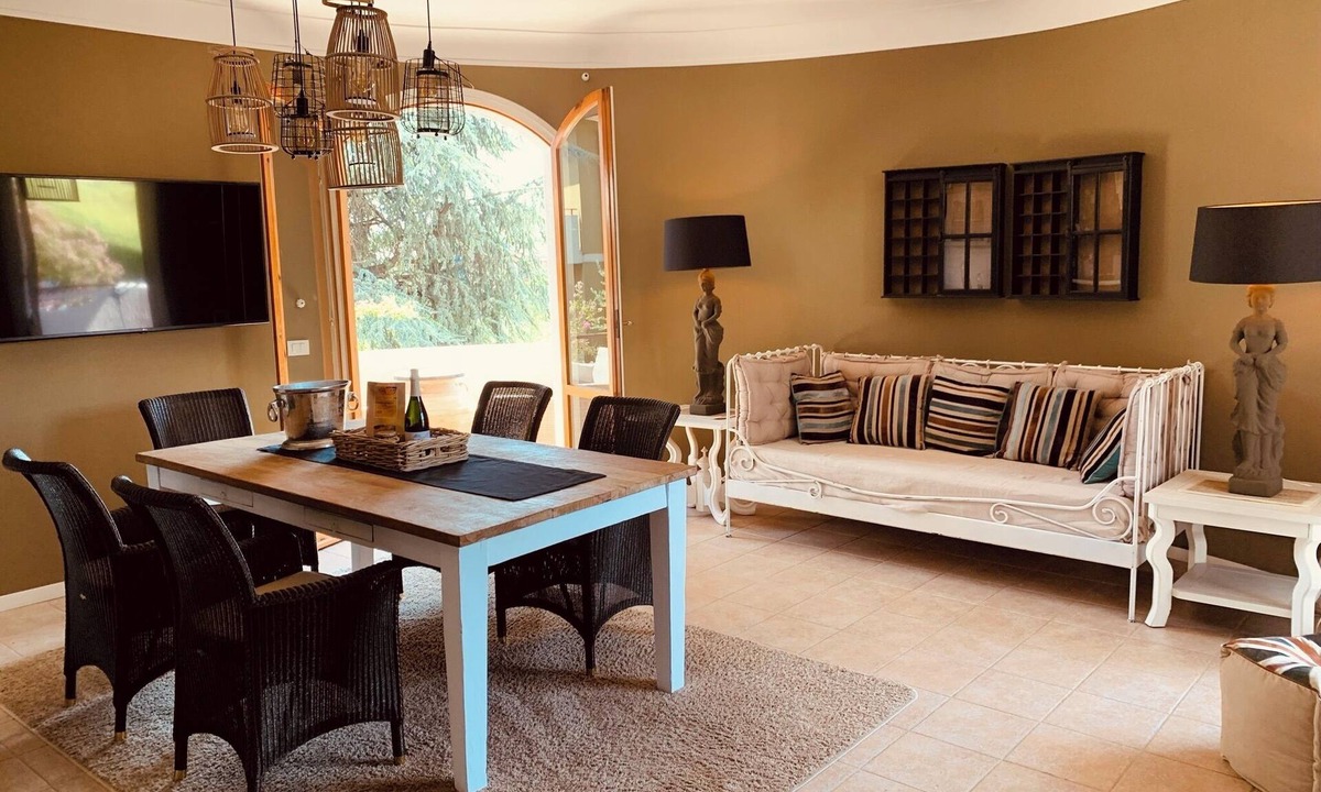 Peschiera del Garda Apartment | Fantastically beautiful ambience on 93sqm in Peschiera, 5 min=lake 7min=center, balcony