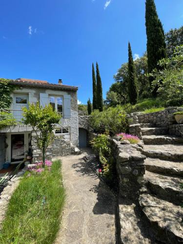 Sampzon House | Gîte du Vallier