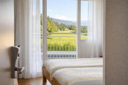 Malvilliers Hotel | Hôtel La Croisée Neuchâtel