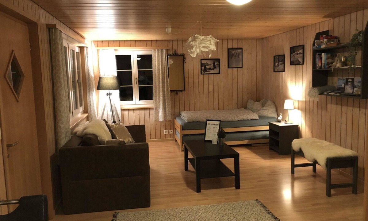 Adelboden Apartment | Lovely apartment for 2 people with WIFI and balcony