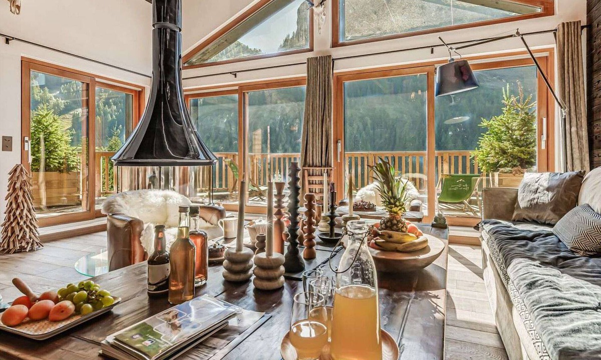 Les Brevieres Ski Chalet | Luxury chalet with indoor pool and 5-star services in Tignes