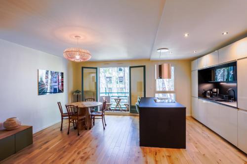 Tonkin Sud Apartment | Lyon Premium - LuxeZen Balneo & Garage