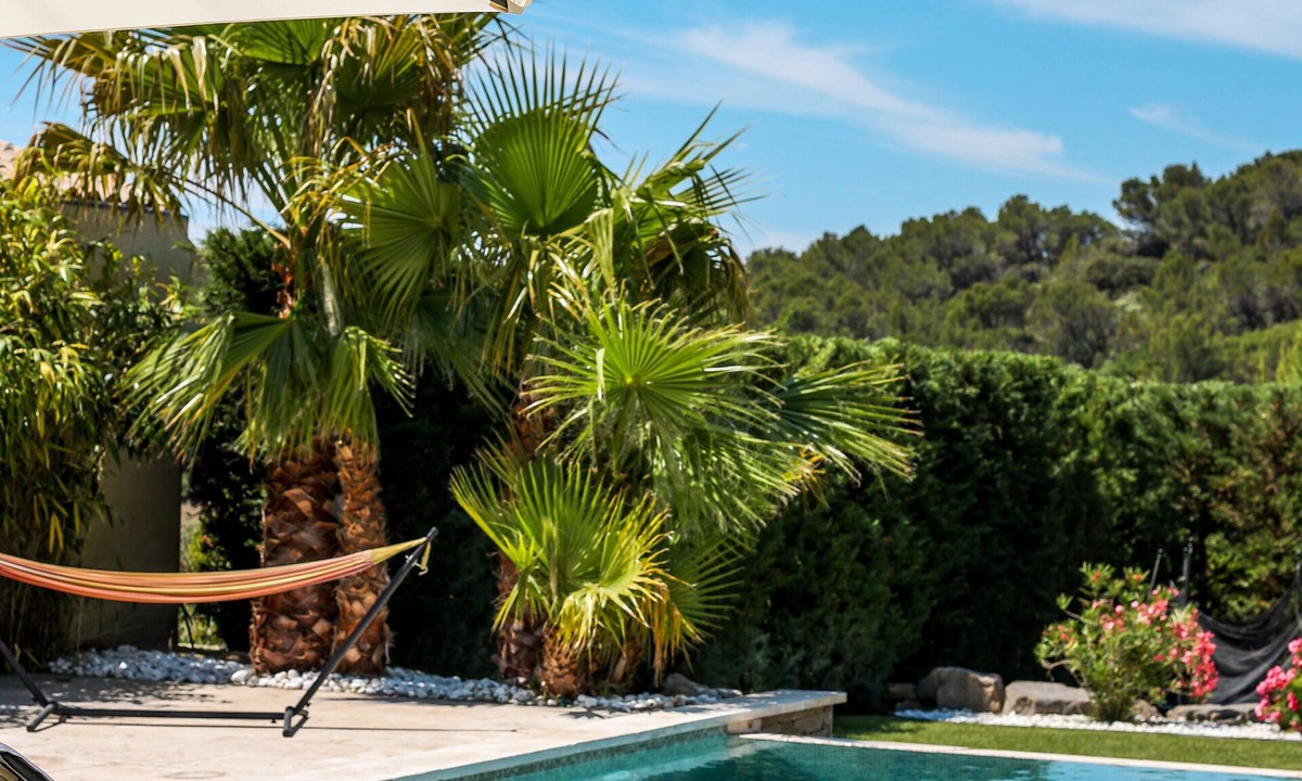 Uchaux Villa | Magnifique Villa Avec Piscine à Débordement