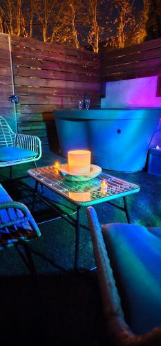 Allauch Apartment | Maison Plus Belle La Nuit avec jacuzzi et jardin privé clim
