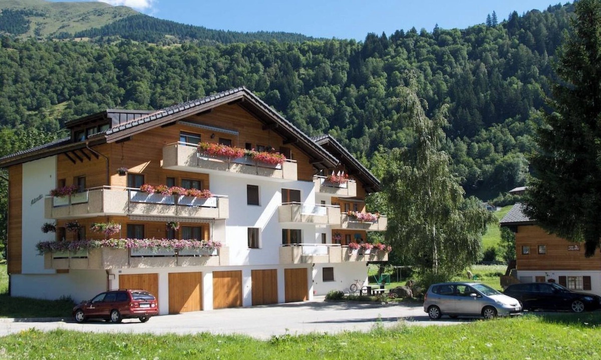 Reckingen Apartment | Milimatta 2 1. OG Süd by Interhome