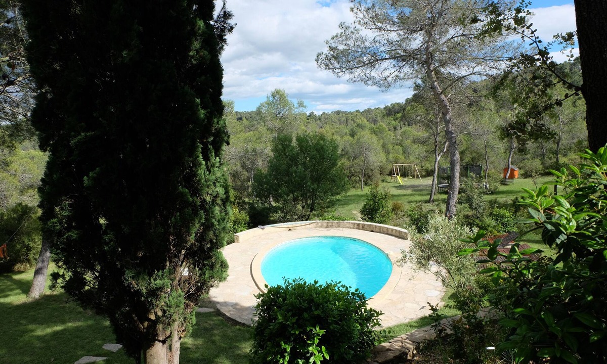 Assas House | Near Montpellier Mas CLIMATISE 2 hectares (reduced group/price)
