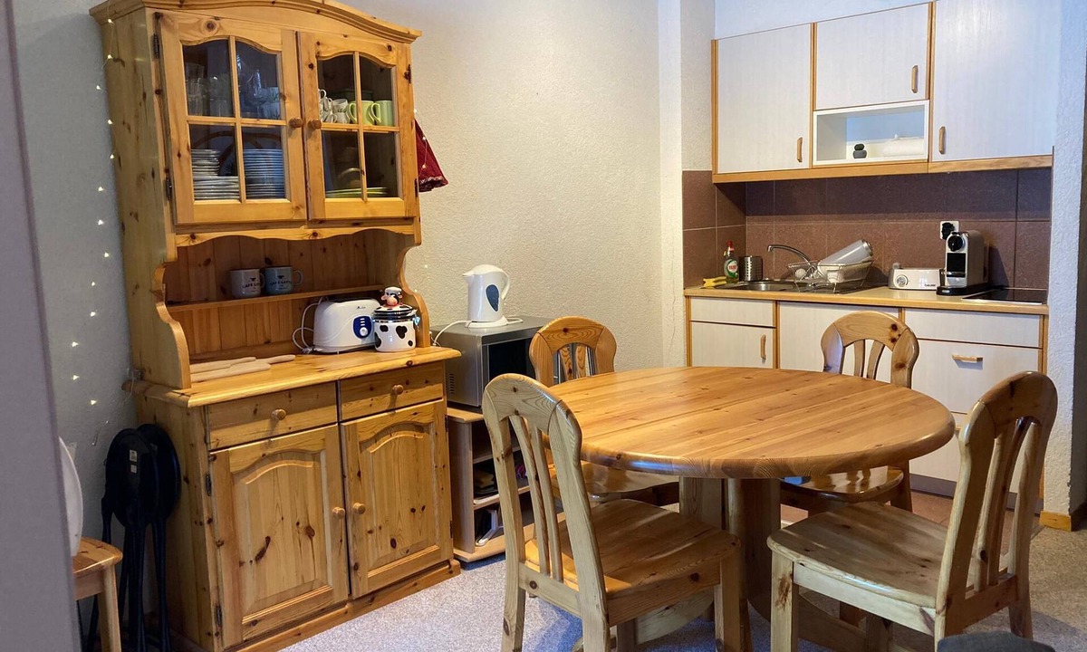 Noveli Apartment | On the ski slopes in Siviez (Nendaz) 1.5-room apartment with balcony