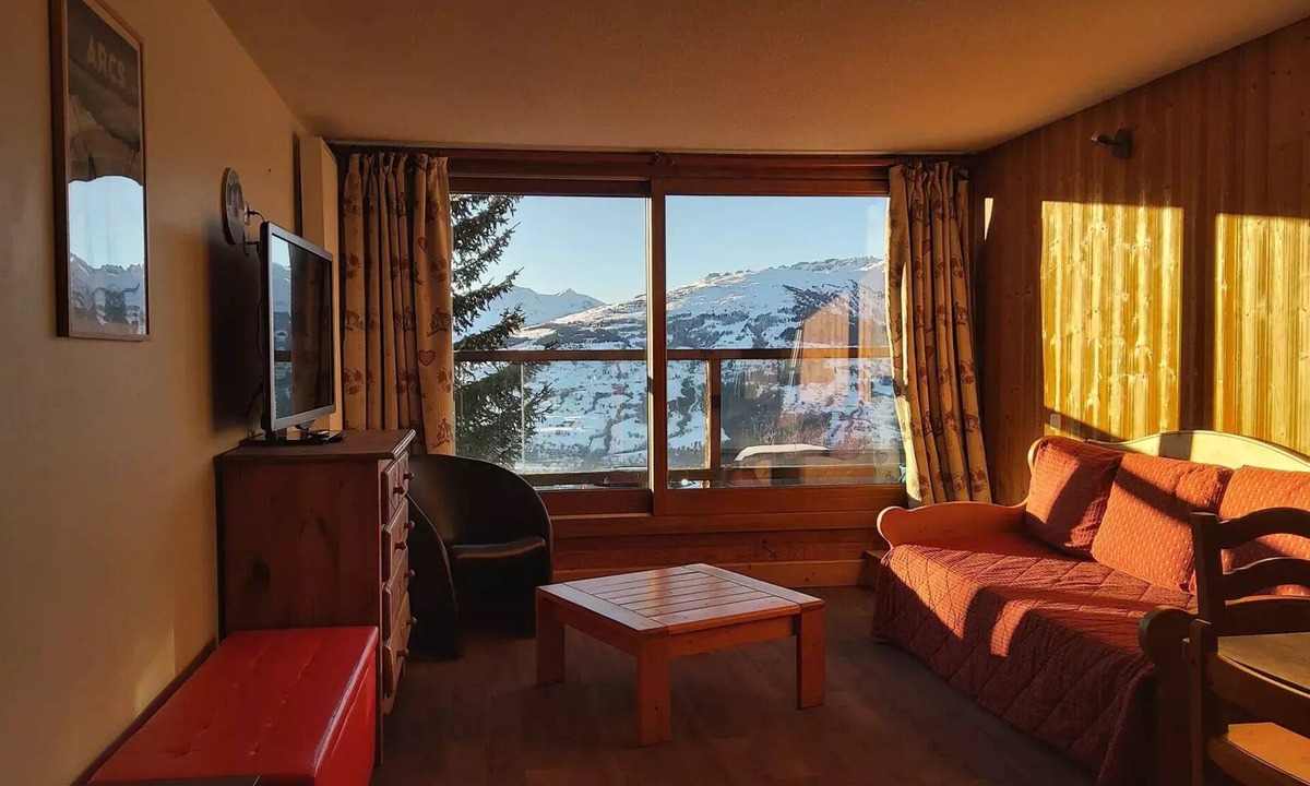 Arc-1600 Apartment | Residence Pierre Blanche - Very nice two room cabin ideally located in center station at the foot of the ski lifts