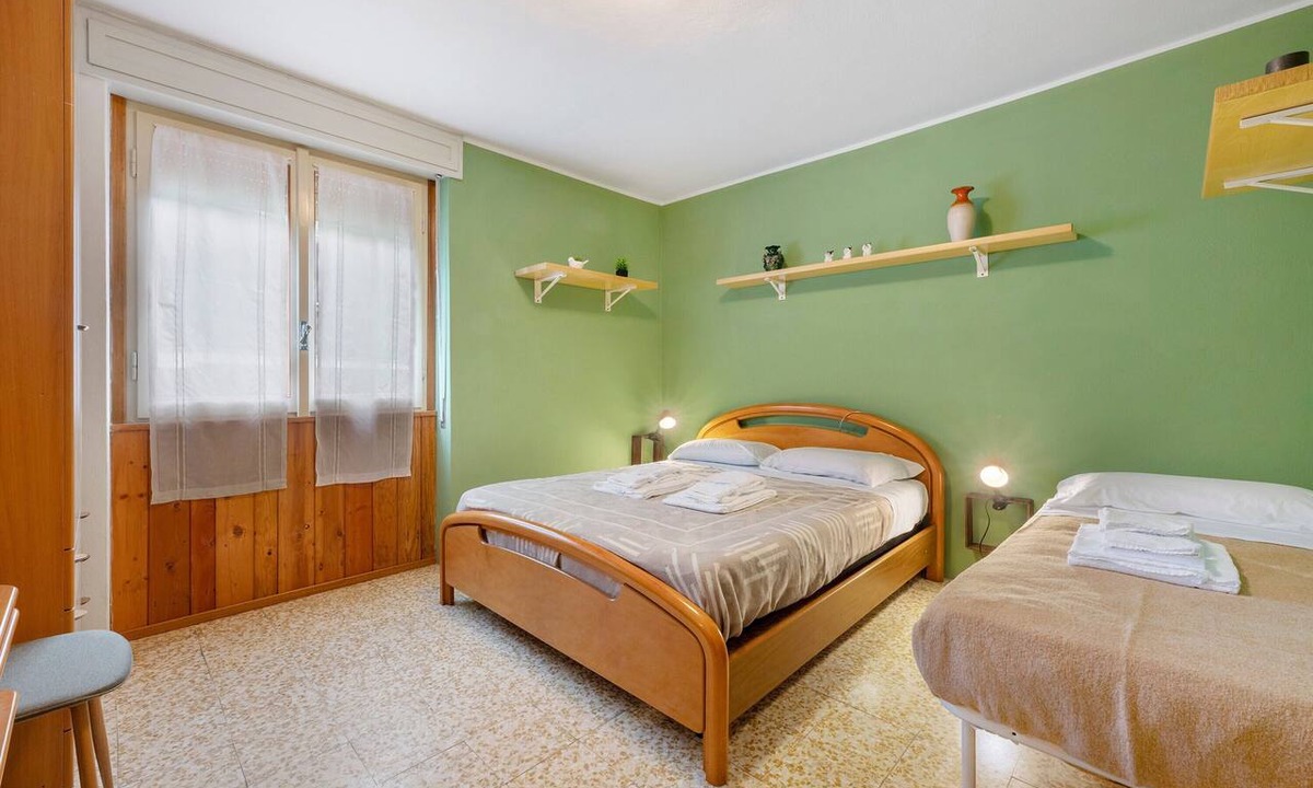 San Martino Apartment | San Martino Val Masino Apartment with Private Parking