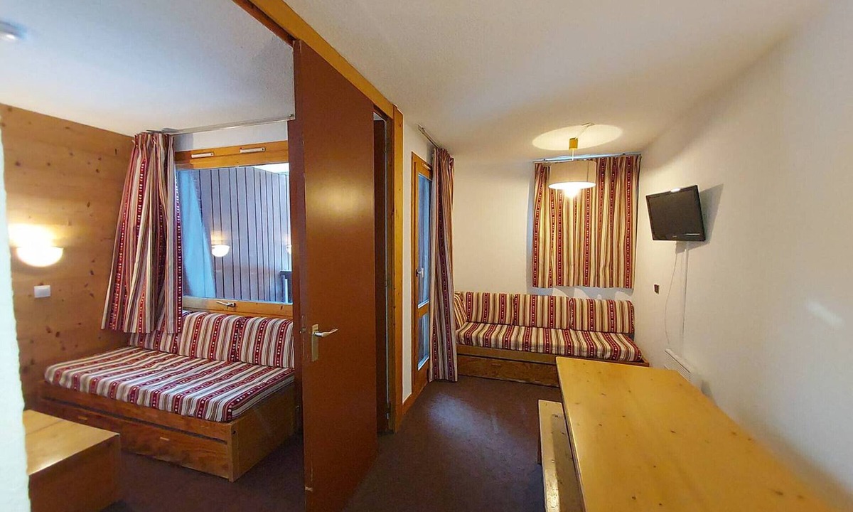 Valmorel Apartment | Studio for 3, ski-in/ski-out, near ski school and shops