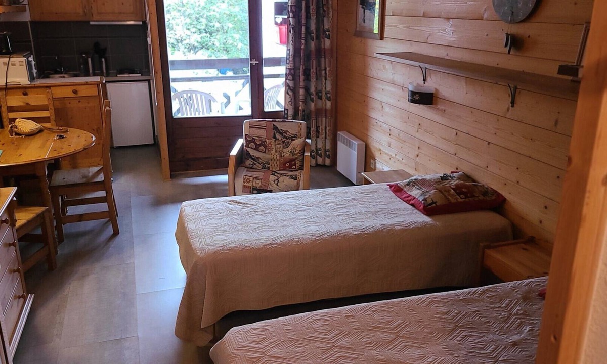Brides-les-Bains Apartment | Studio Rental for Spa Treatments or Holidays