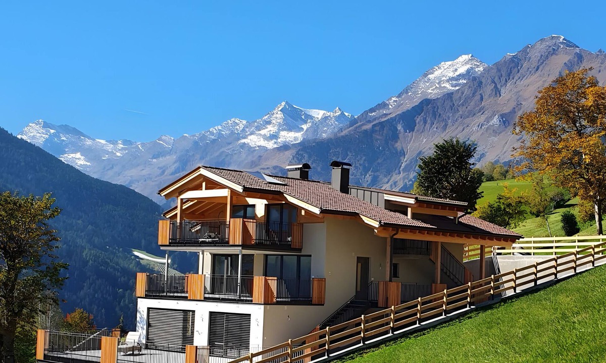 Moso in Passiria Apartment | "Sunnseitn Lodge Apt Moutainsuite" with whirlpool, infrared sauna, panoramic mountain terrace