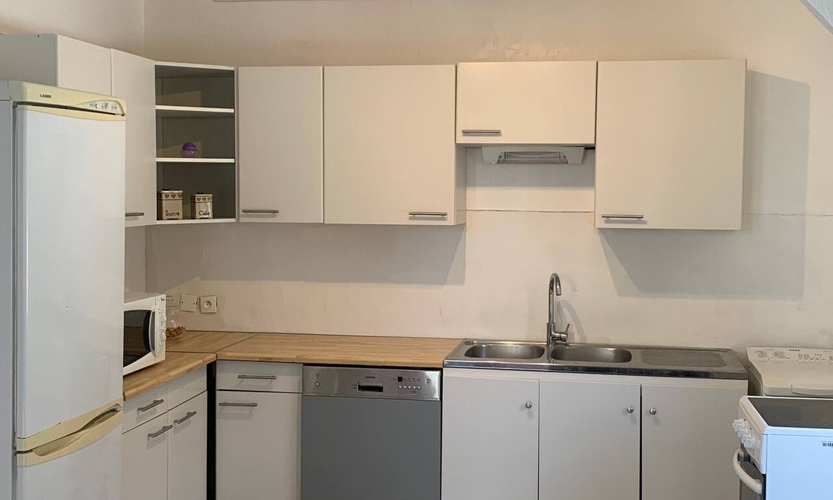 Saint-Julien-Mont-Denis Apartment | T3 Saint Julien Montdenis Apartment with Mountain View, Private Terrace and Wi-Fi