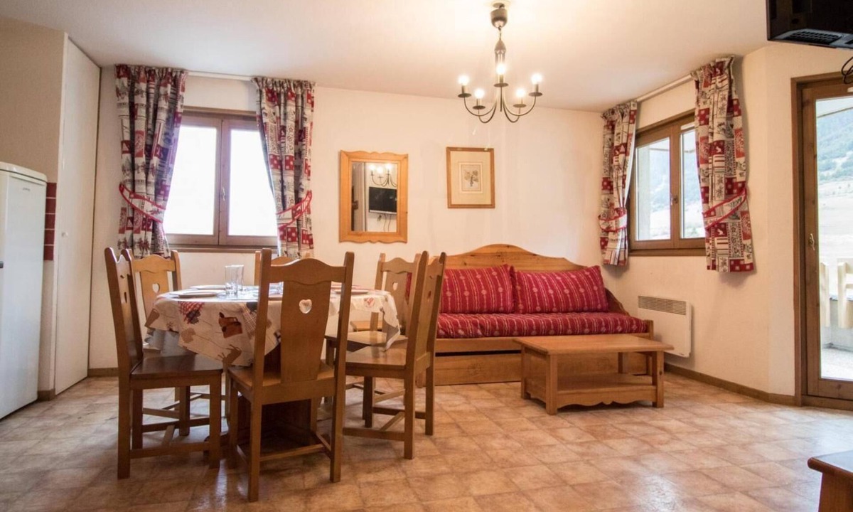 Val Cenis Apartment | Terrace, tv, ski locker, 42m², Val Cenis
