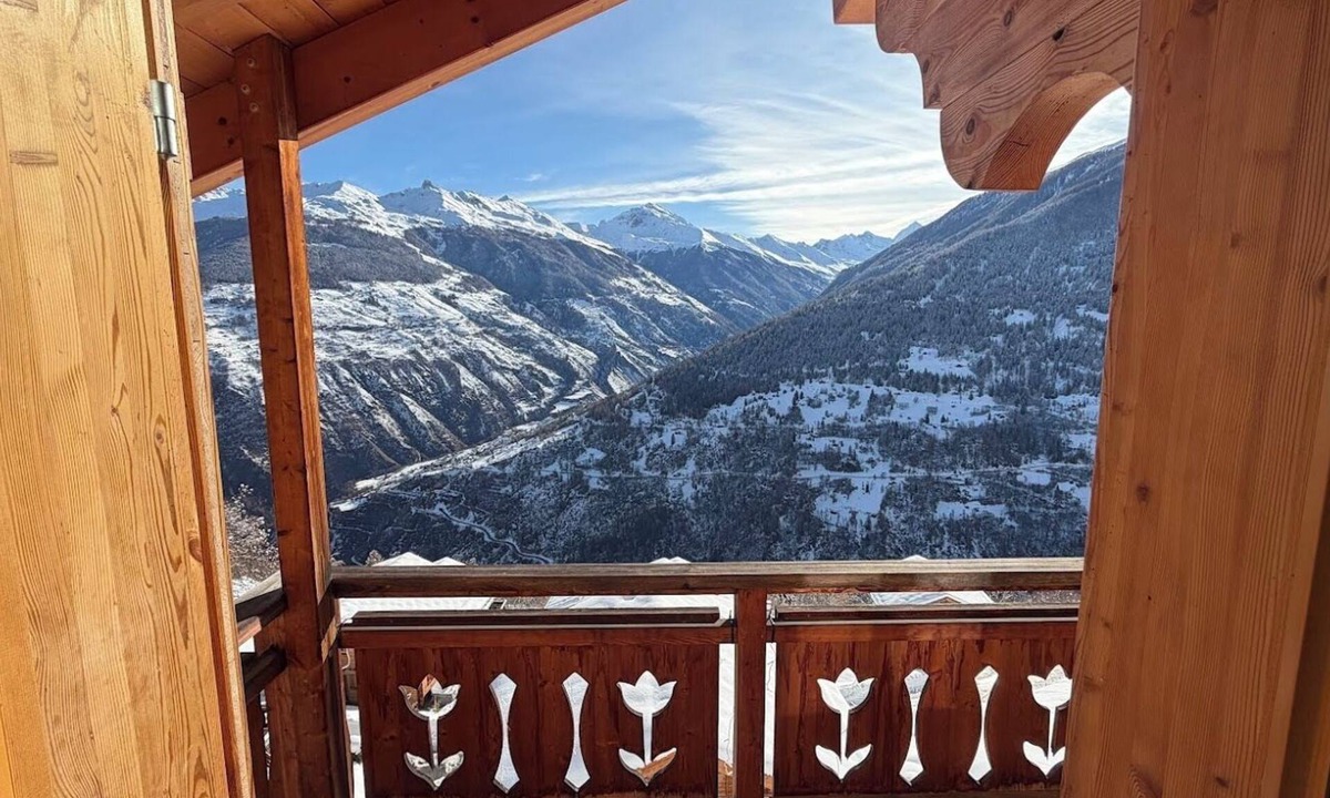 Heremence Ski Chalet | The best view in the 4 Vallées/Verbier area: chalet with sauna and whirlpool bath