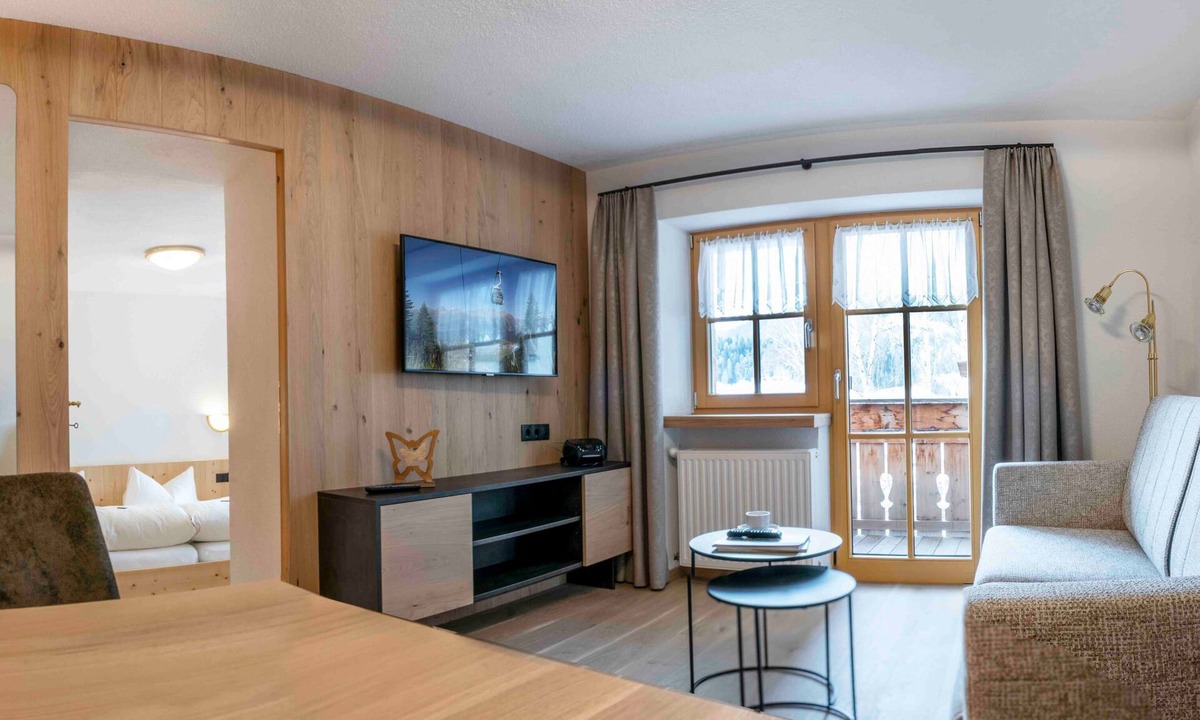 Nauders House | Vacation apartment Veilchen - ROSENHOF Apartments & Wellness & Farm
