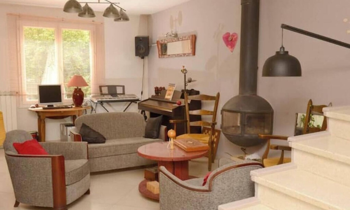 Saint-Gely-du-Fesc Villa | Villa with swimming pool near Montpellier -Sun & Relax for 6 people